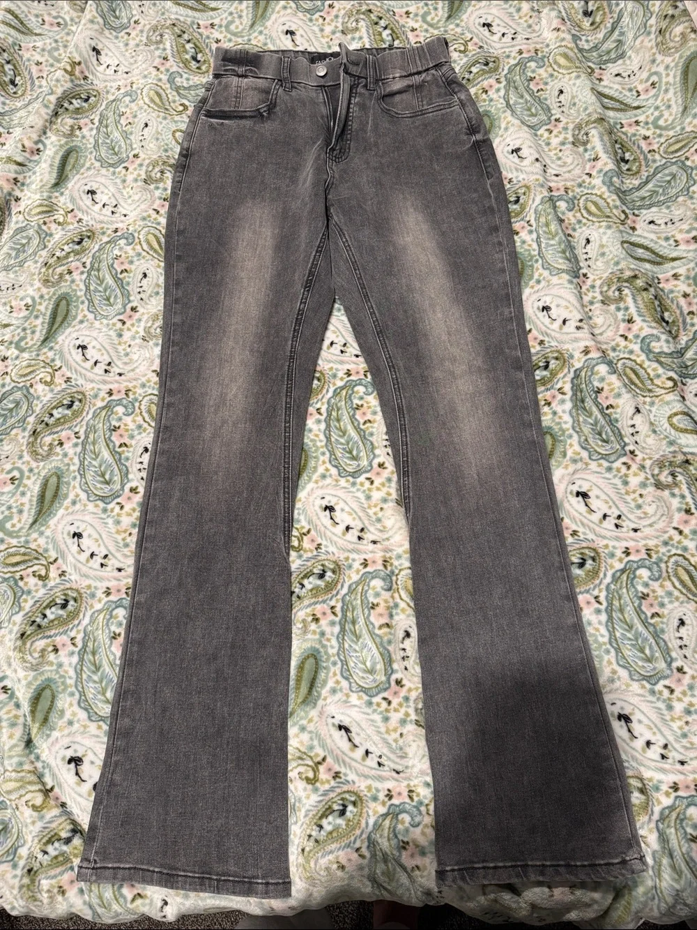 Fashion Nova Charcoal Gray Flare Jeans - Picture 2 of 3